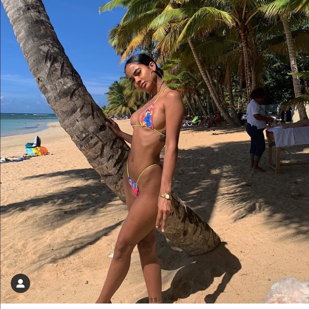 Sel Doval bikini